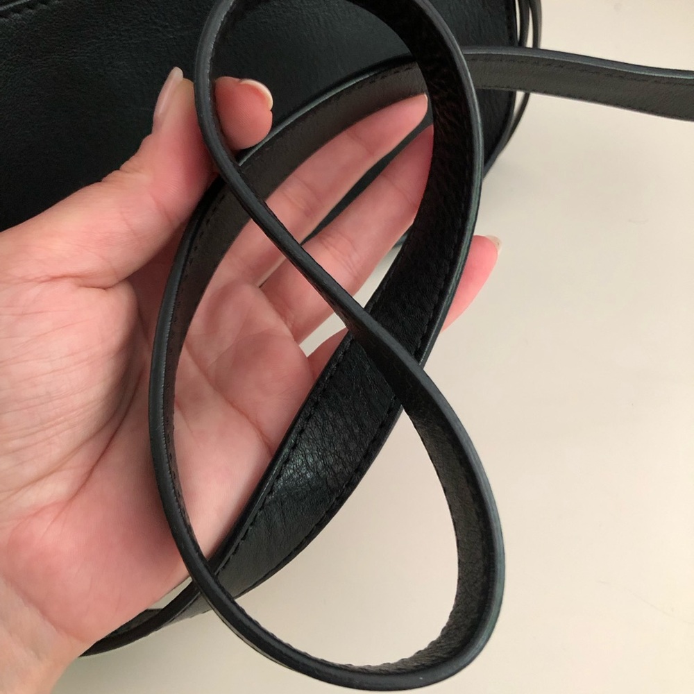 Chloé Kurtis Black Leather Crossbody with Gold Hardware - Picture 10 of 10